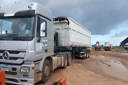 Coleta de resíduos industriais de forma segura